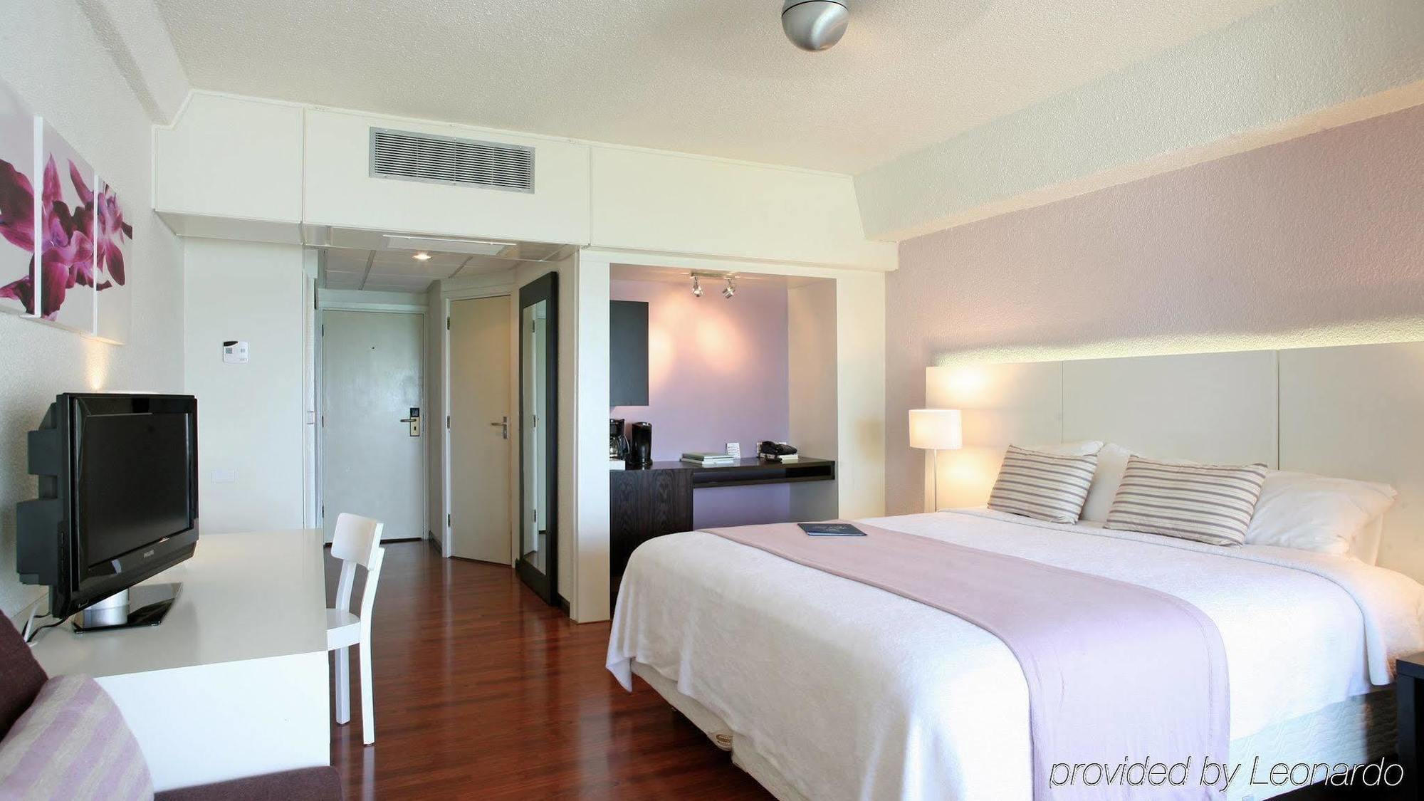 Holland House Beach Hotel Philipsburg  Esterno foto
